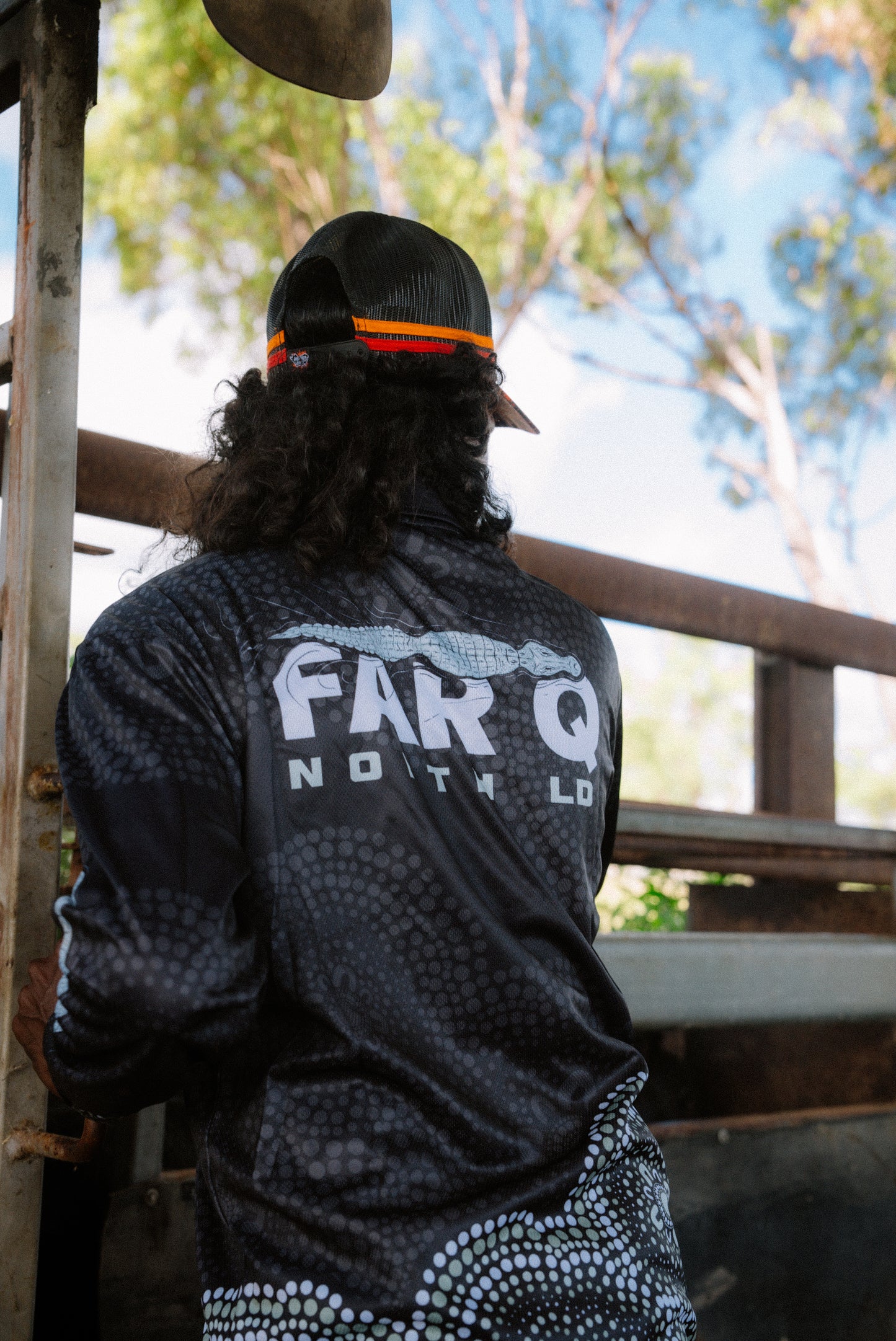 🔥NEW🔥 FarQ Dot Art Shirt Long Sleeve